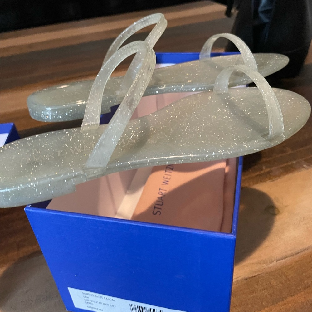 BRAND NEW!!! Cute, Classy, Sexy Stuart Weitzman Sandals with Glittery Footbed